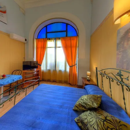Agata Auberge de jeunesse Palerme
